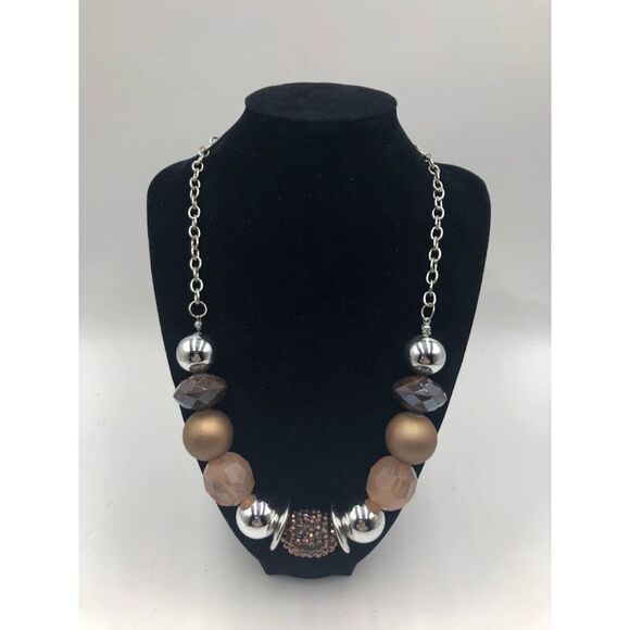 Contemporary Glam: Paparazzi Beaded Gold and Statement Necklace Earrings Set - Picture 2 of 8